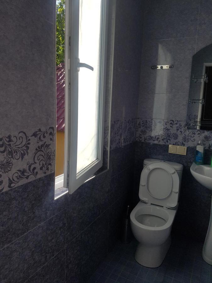 Guest House 2 Floor Батуми Экстерьер фото