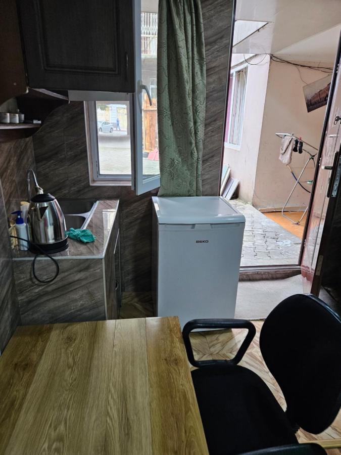 Guest House 2 Floor Батуми Экстерьер фото