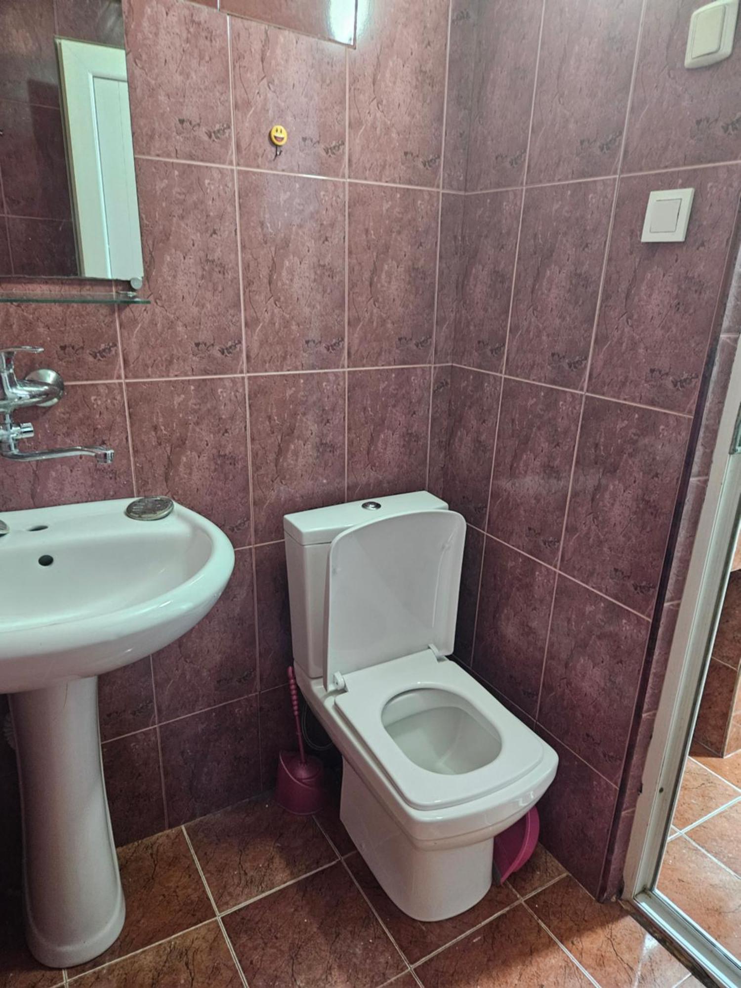 Guest House 2 Floor Батуми Экстерьер фото