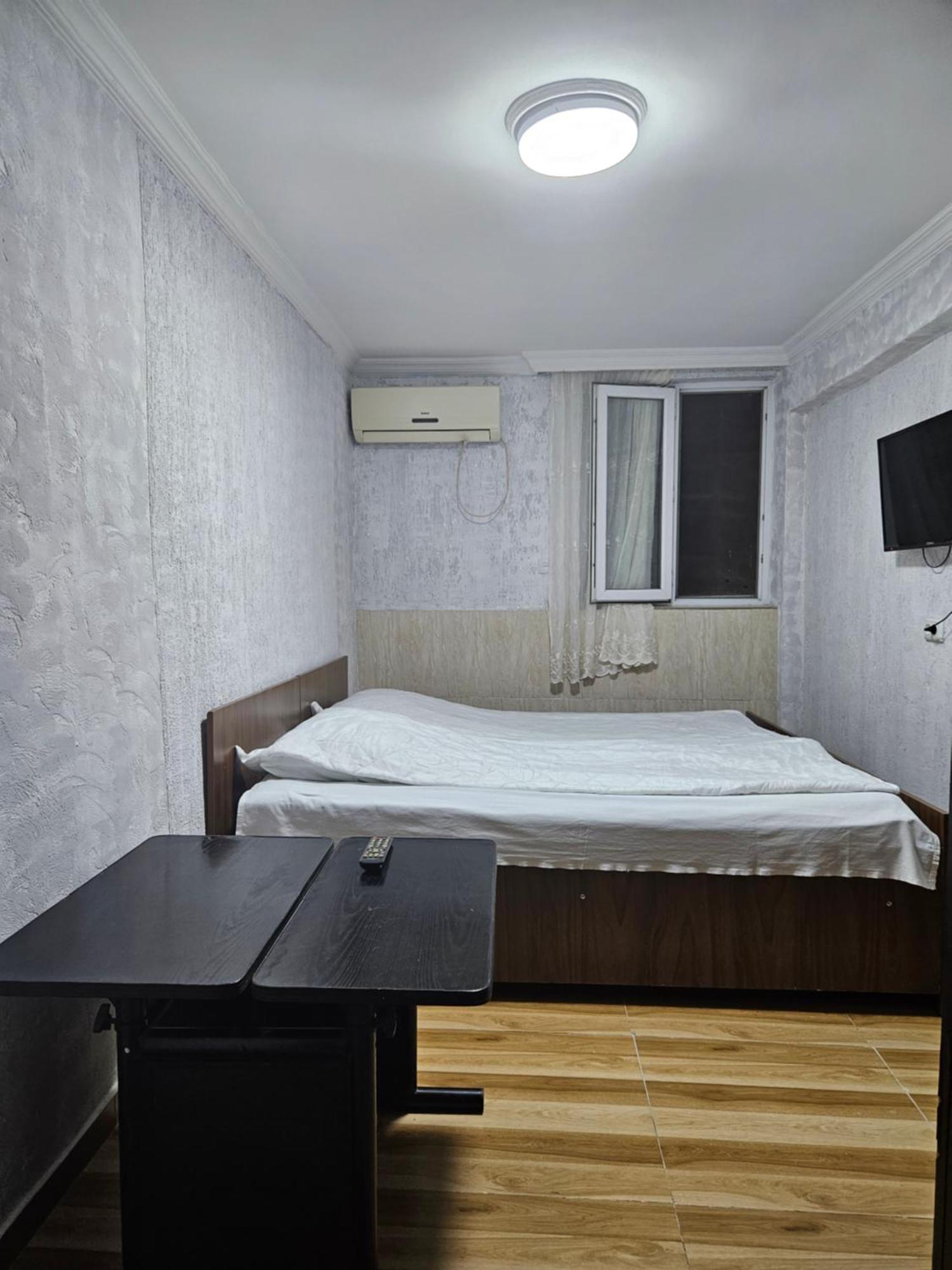 Guest House 2 Floor Батуми Экстерьер фото