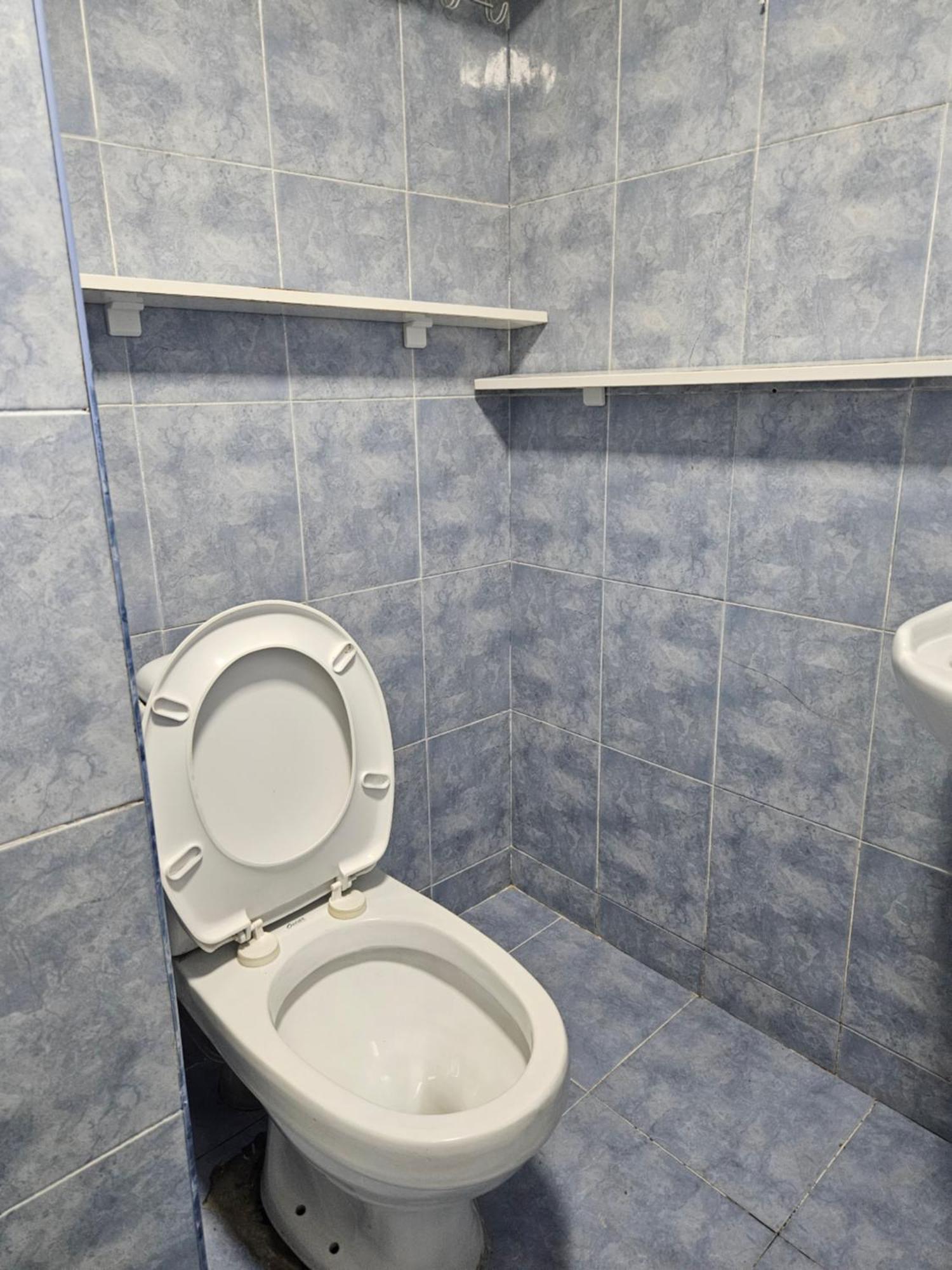 Guest House 2 Floor Батуми Экстерьер фото
