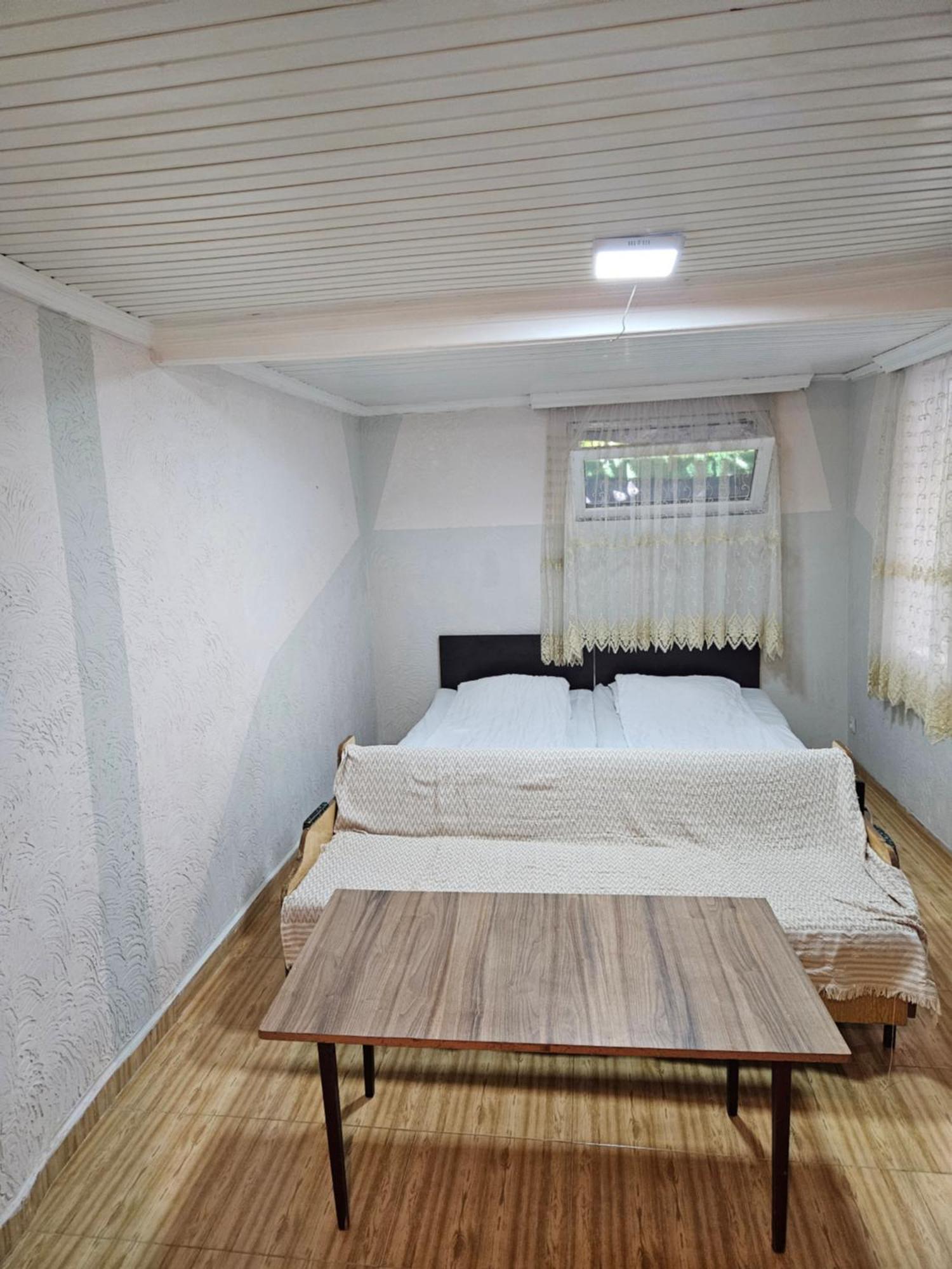 Guest House 2 Floor Батуми Экстерьер фото